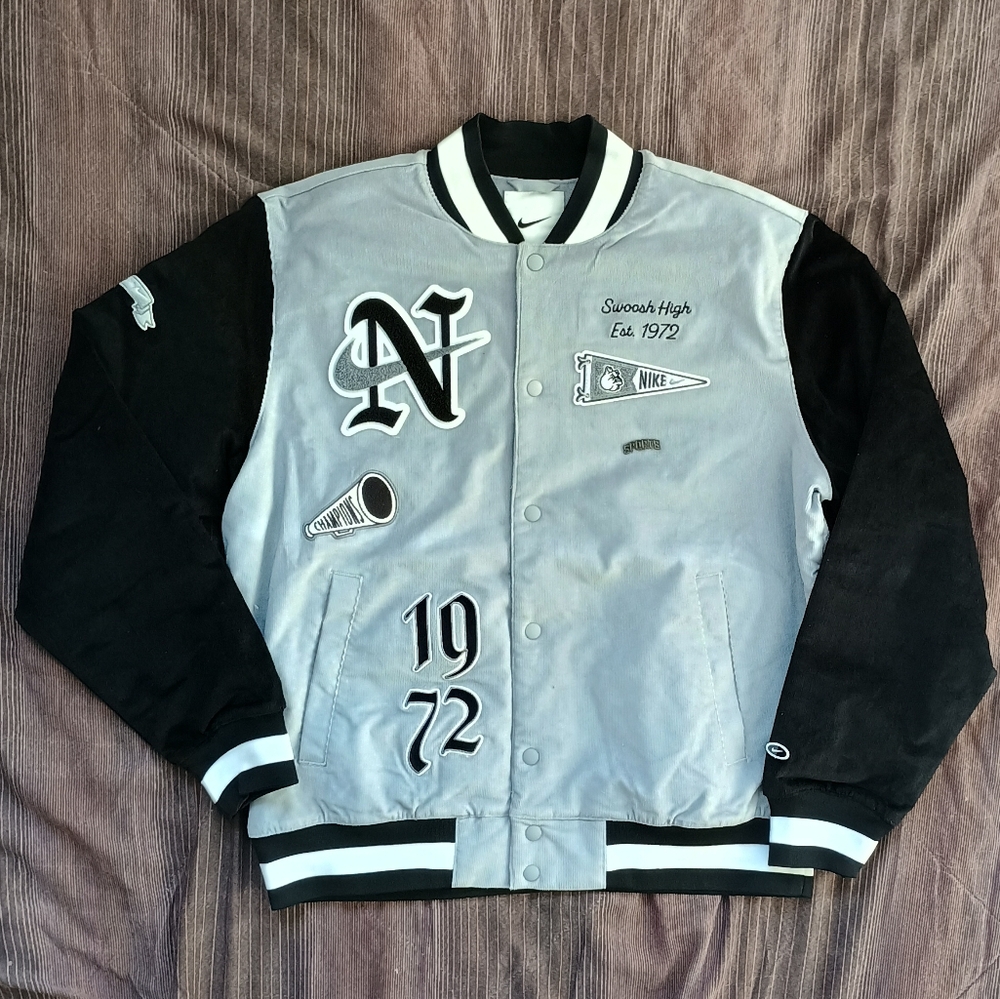 Nike Swoosh High corduroy bomber jacket lilac and black men's size LARGE